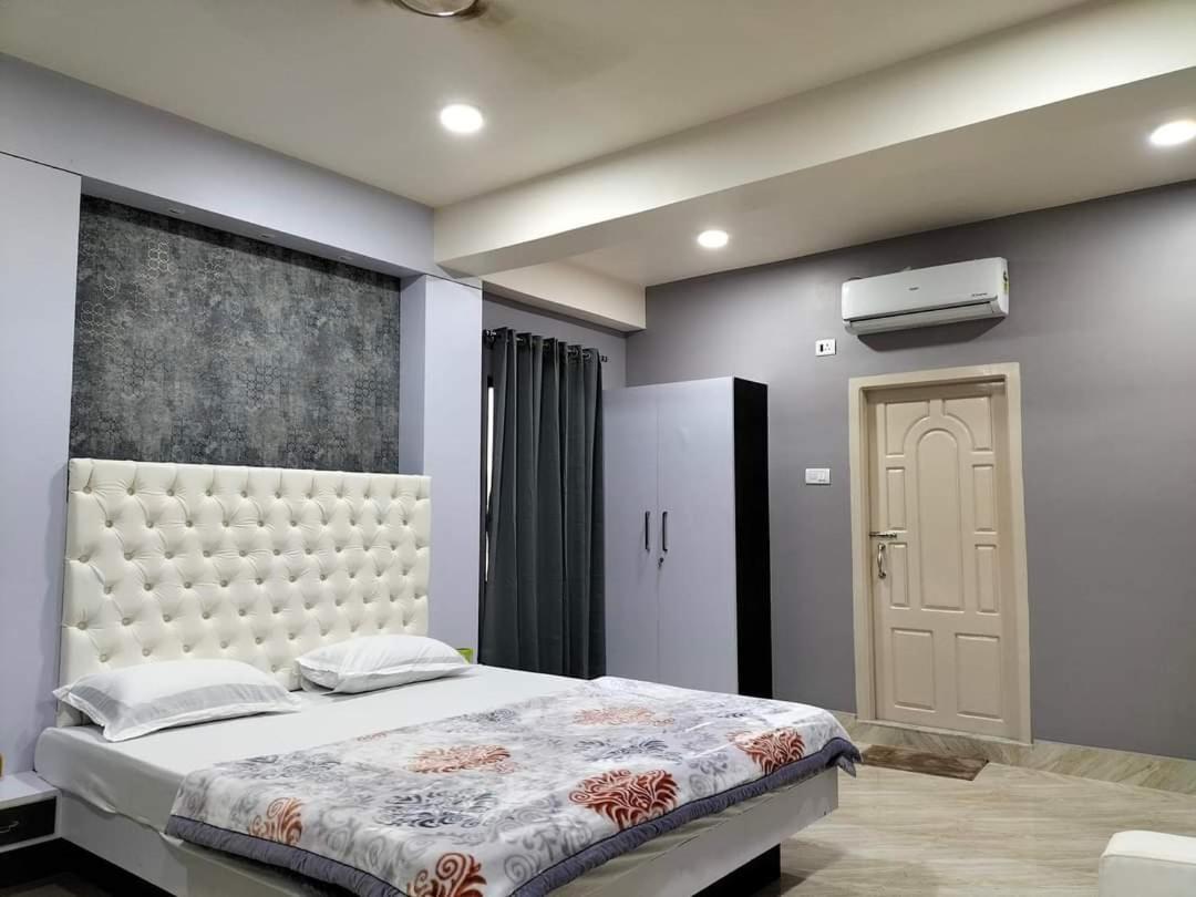 Radiant Club & Resort Imphal Eksteriør billede